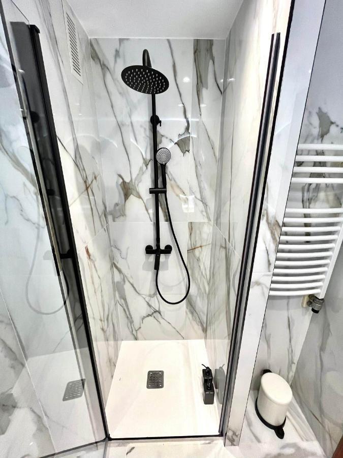 Apartamento Olivico Con Parking Vigo Exterior photo
